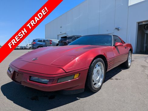 Used 1991 Chevrolet Corvette Coupe RWD image 1