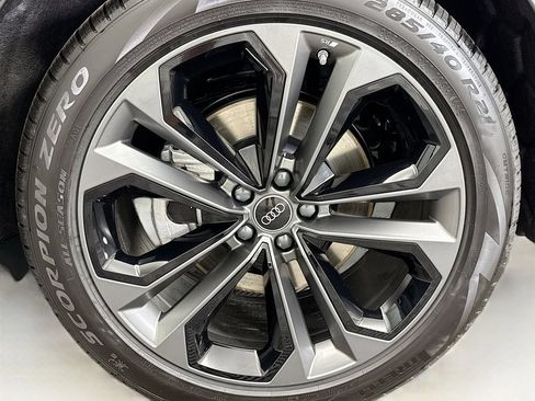 Used 2026 Audi Q7 3.0T Premium Plus AWD/4WD image 29