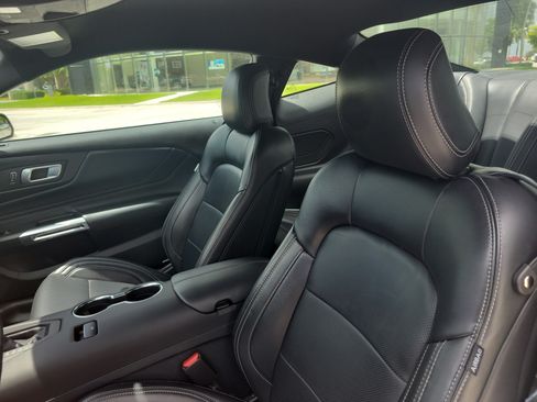 Used 2025 Ford Mustang Premium RWD image 14