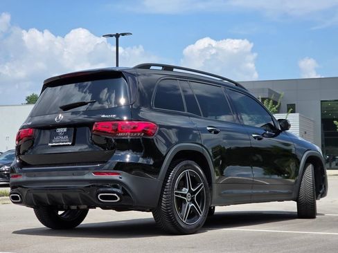 Used 2021 Mercedes-Benz GLB 250 4MATIC image 27