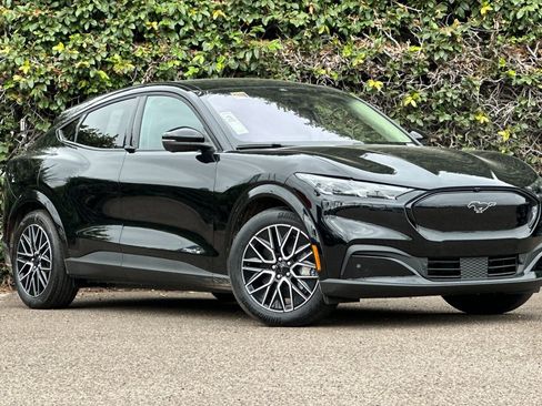 New 2025 Ford Mustang Mach-E Premium image 1