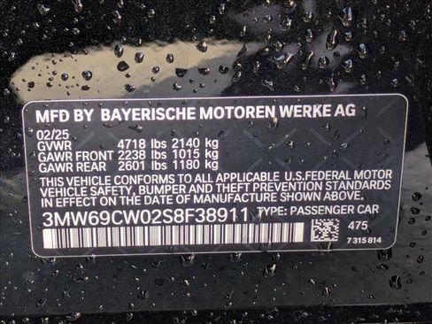 Used 2025 BMW 330i Sedan w/ Convenience Package image 19