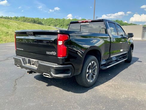 Used 2024 Chevrolet Silverado 1500 High Country AWD/4WD image 13