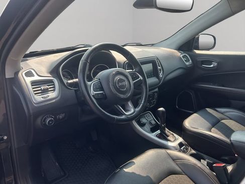 Used 2018 Jeep Compass Latitude w/ Popular Equipment Group AWD/4WD image 36