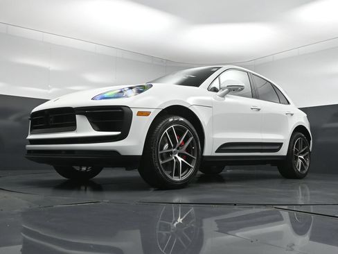New 2026 Porsche Macan S AWD/4WD image 23