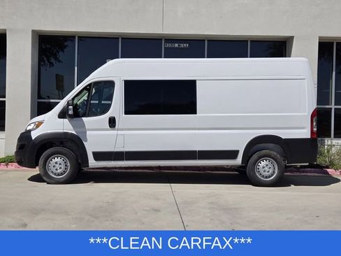 Used 2025 RAM ProMaster 2500 w/ Crew Van Package FWD image 4