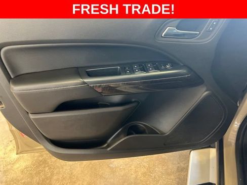 Used 2022 GMC Canyon Elevation w/ Elevation Premium Package AWD/4WD image 18