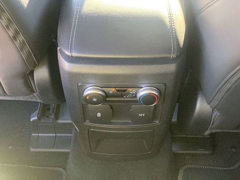 Used 2022 Ford Explorer XLT w/ Equipment Group 202A image 26