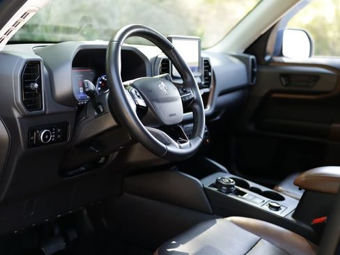 Used 2024 Ford Bronco Sport Badlands w/ Premium Package AWD/4WD image 9