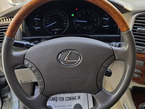 Used 2003 Lexus LX 470 4WD image 18