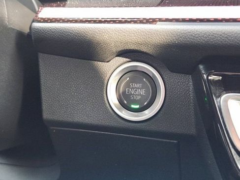 Used 2024 Chevrolet Traverse Z71 w/ Enhanced Driving Package image 8