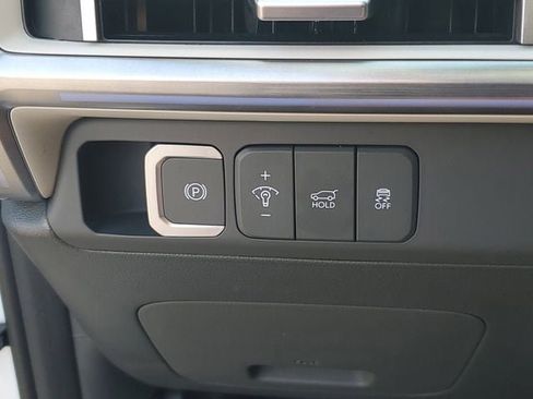 Used 2025 Hyundai Santa Fe Calligraphy image 29