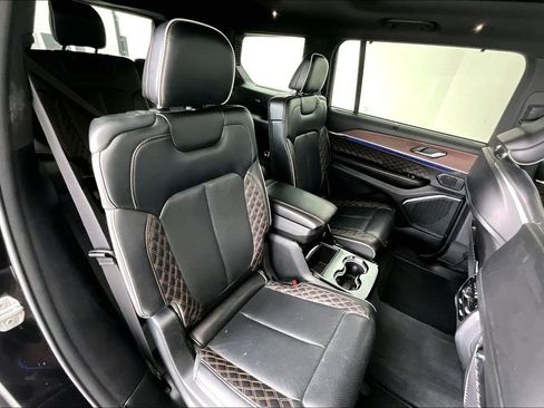 Used 2021 Jeep Grand Cherokee L Summit w/ Luxury Tech Group V image 35