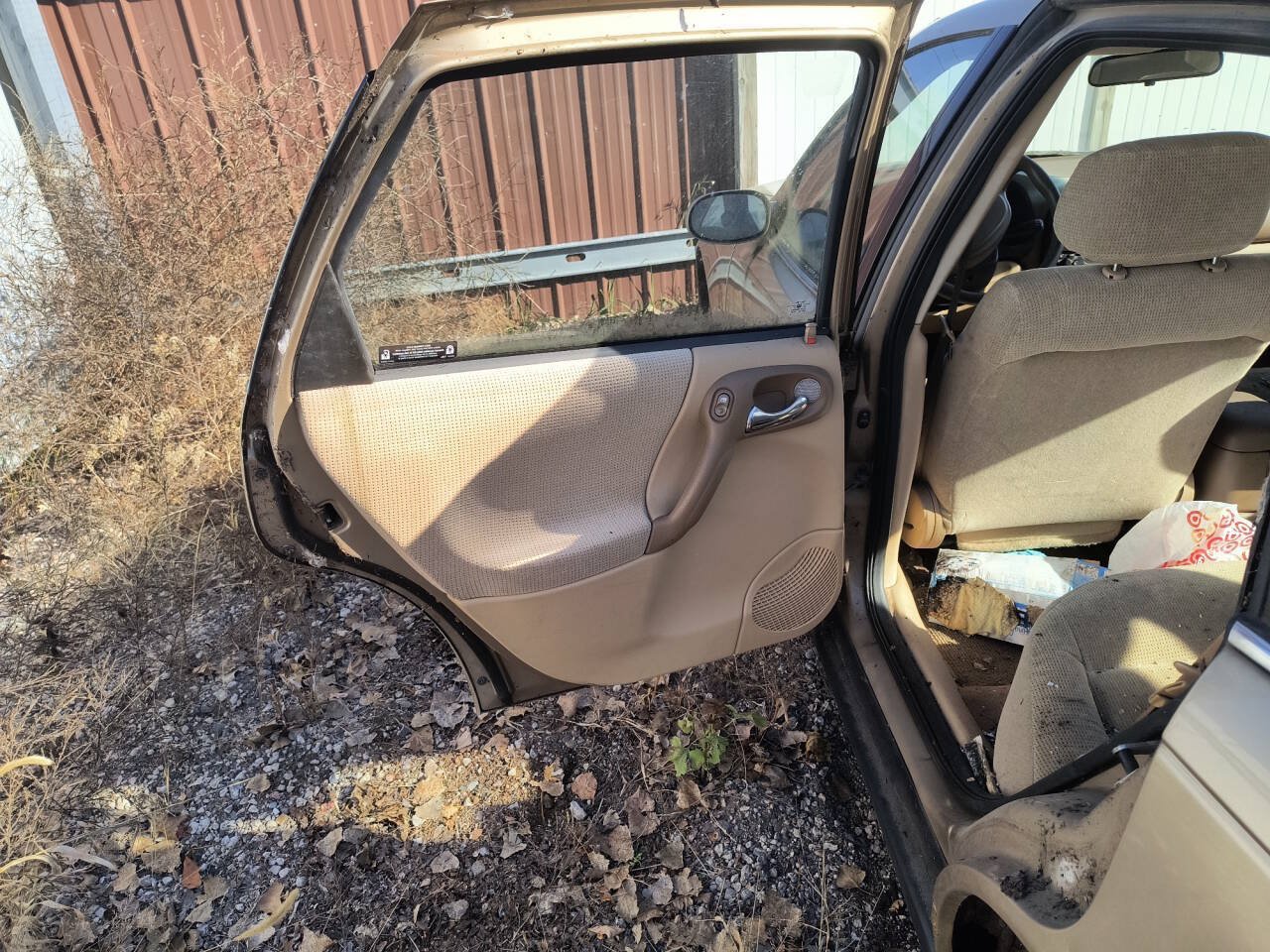 Used 2001 Saturn L-Series L200 FWD image 22