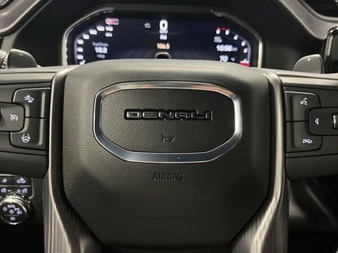 Used 2025 GMC Sierra 1500 Denali Ultimate AWD/4WD image 16