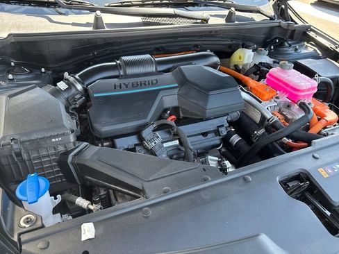 Certified 2025 Kia Sportage EX AWD/4WD image 21