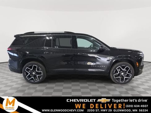 Used 2026 Chevrolet Traverse High Country w/ LPO, Floor Liner Package AWD/4WD image 1