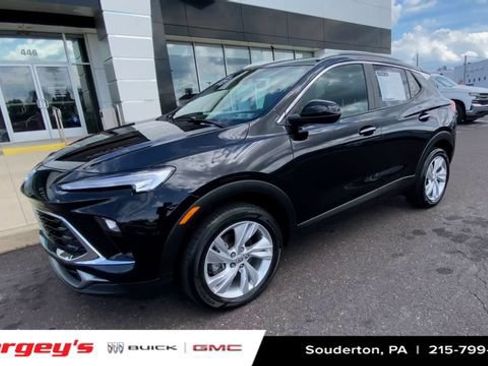 Used 2024 Buick Encore GX Preferred AWD/4WD image 5