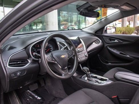 Used 2024 Chevrolet Malibu LT FWD image 11