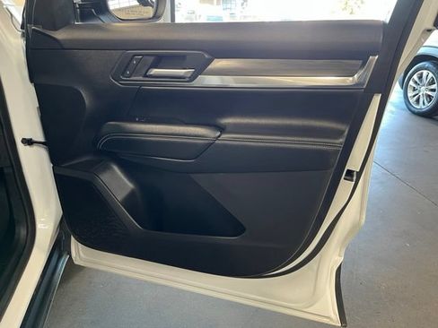 Used 2026 GMC Terrain Elevation w/ Elevation Premium Package FWD image 13