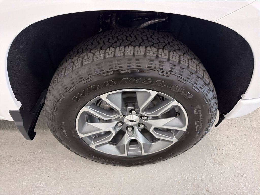 New 2026 Chevrolet Silverado 1500 RST w/ Z71 Off-Road Package AWD/4WD image 4