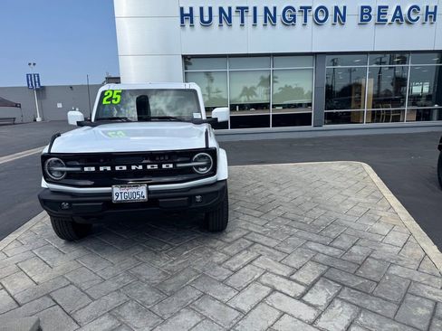 Used 2025 Ford Bronco Outer Banks AWD/4WD image 20