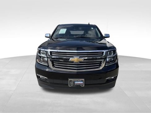 Used 2019 Chevrolet Tahoe Premier RWD image 2