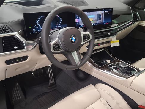 New 2026 BMW X5 xDrive40i w/ M Sport Package image 13