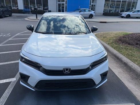 Used 2024 Honda Civic Sport image 8