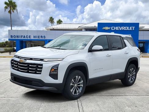 New 2026 Chevrolet Equinox LT w/ Convenience Package II FWD image 2