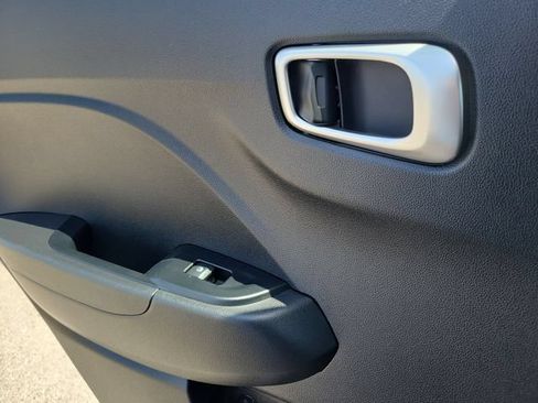 Certified 2026 Hyundai Venue SE FWD image 21