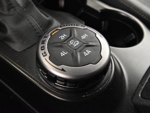 Used 2022 Ford Bronco Badlands image 19