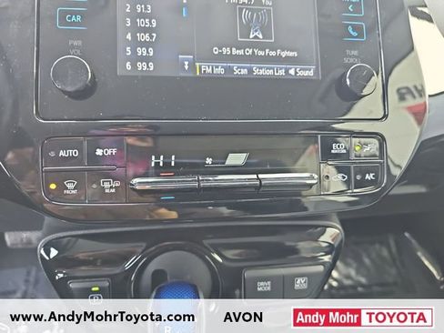 Used 2019 Toyota Prius LE image 22