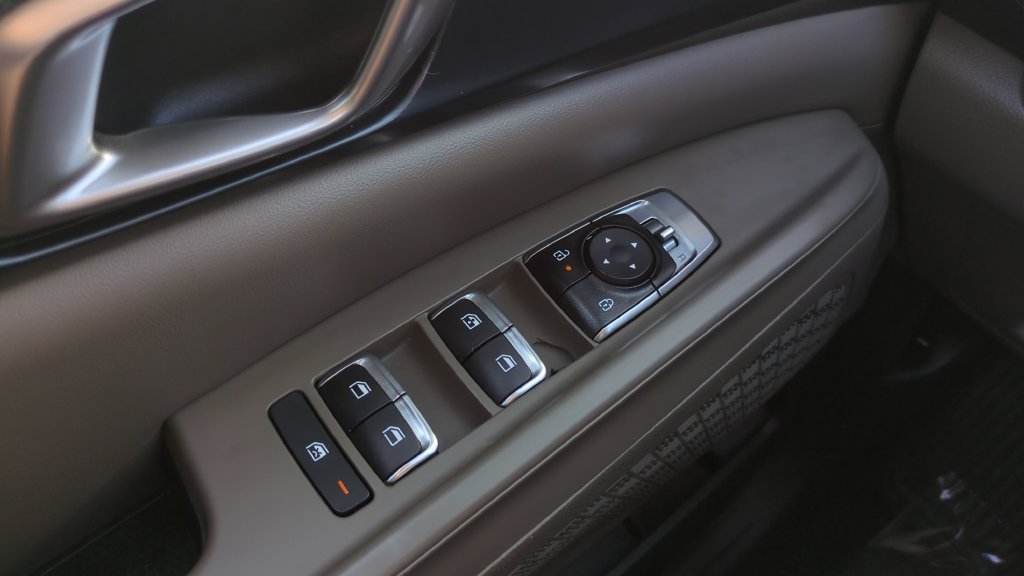 Used 2026 Kia Carnival LXS FWD image 19