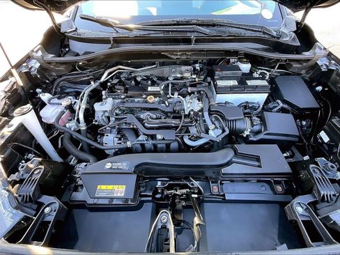 Used 2022 Toyota Corolla Cross LE FWD image 29