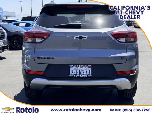 Used 2022 Chevrolet TrailBlazer LT w/ Confidence II Package FWD image 5