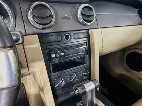Used 2006 Ford Mustang GT Premium RWD image 21