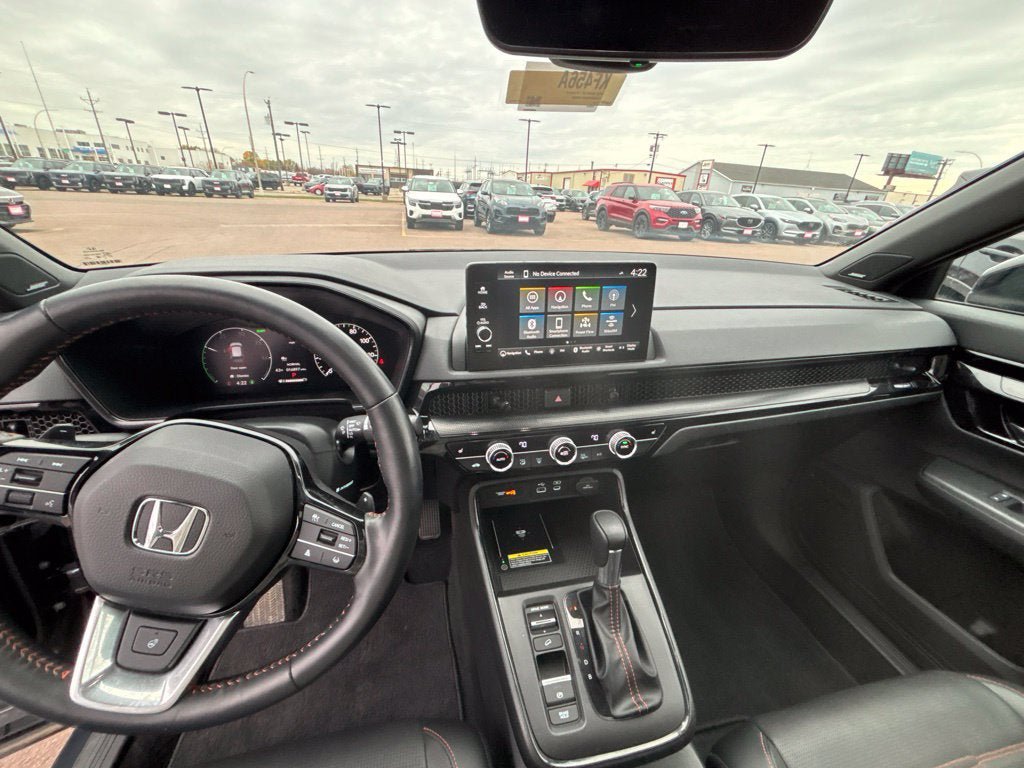 Used 2025 Honda CR-V Sport Touring image 17
