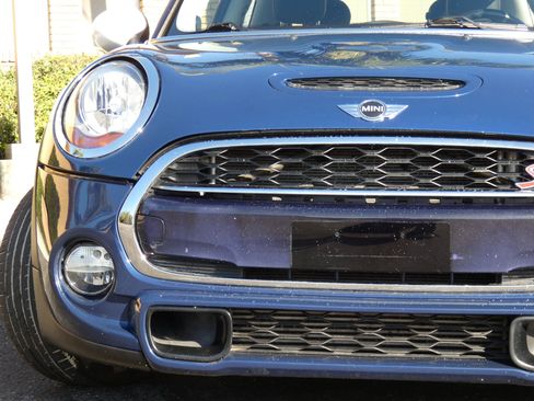 Used 2015 MINI Cooper S image 18