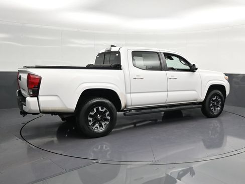 Used 2019 Toyota Tacoma SR w/ SR Convenience Package RWD image 3