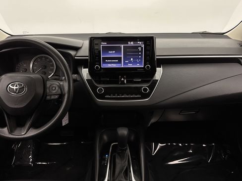 Used 2022 Toyota Corolla LE image 25
