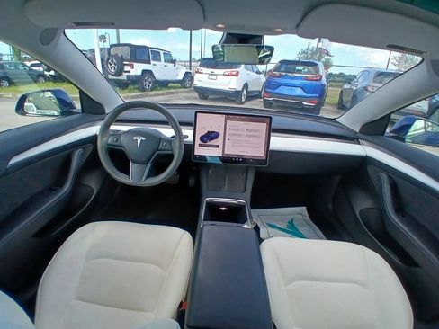 Used 2023 Tesla Model 3 Standard Range RWD image 22