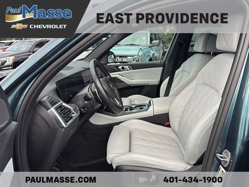 Used 2025 BMW X5 xDrive40i AWD/4WD image 14