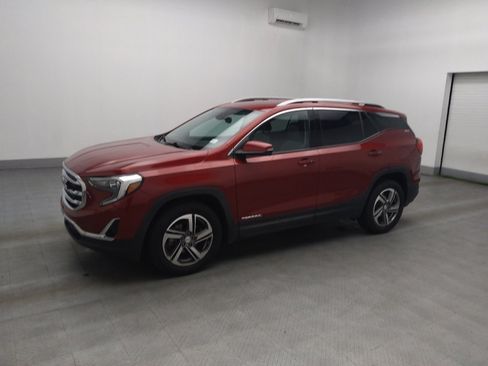 Used 2020 GMC Terrain SLT image 2