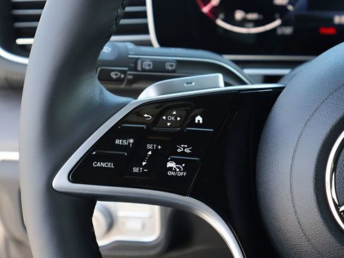 New 2026 Mercedes-Benz GLE 580 4MATIC image 31