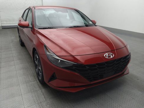 Used 2023 Hyundai Elantra SEL w/ Convenience Package image 14