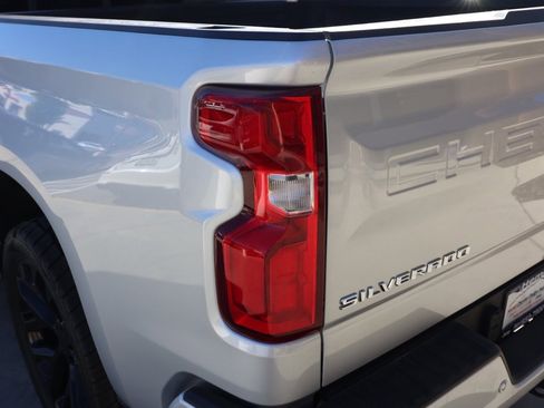 Used 2022 Chevrolet Silverado 1500 RST image 7