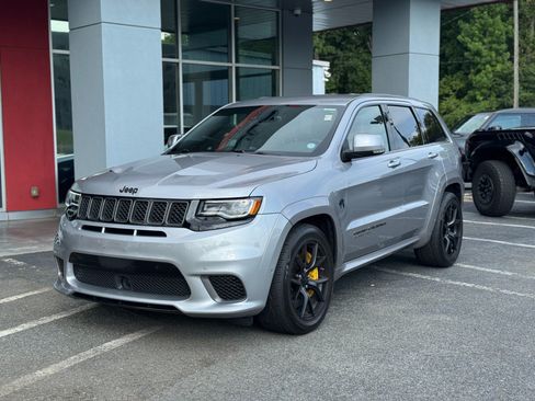 Used 2018 Jeep Grand Cherokee Trackhawk w/ Trailer Tow Group IV AWD/4WD image 3