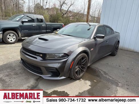 Used 2022 Dodge Charger Scat Pack image 1