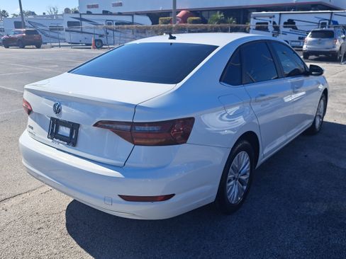 Used 2019 Volkswagen Jetta S image 5